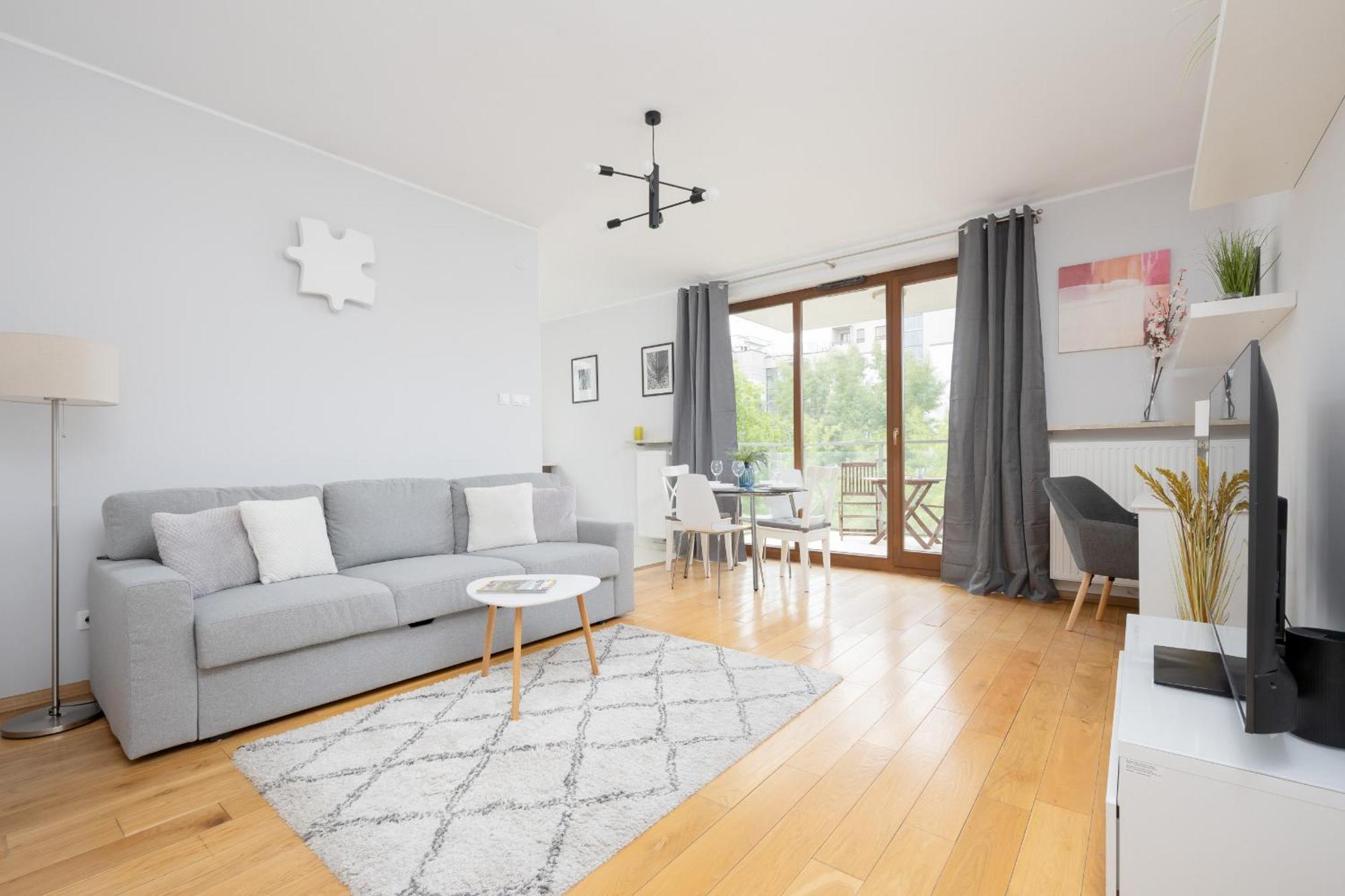 With Parking Near Metro Mlociny By Renters Apartament