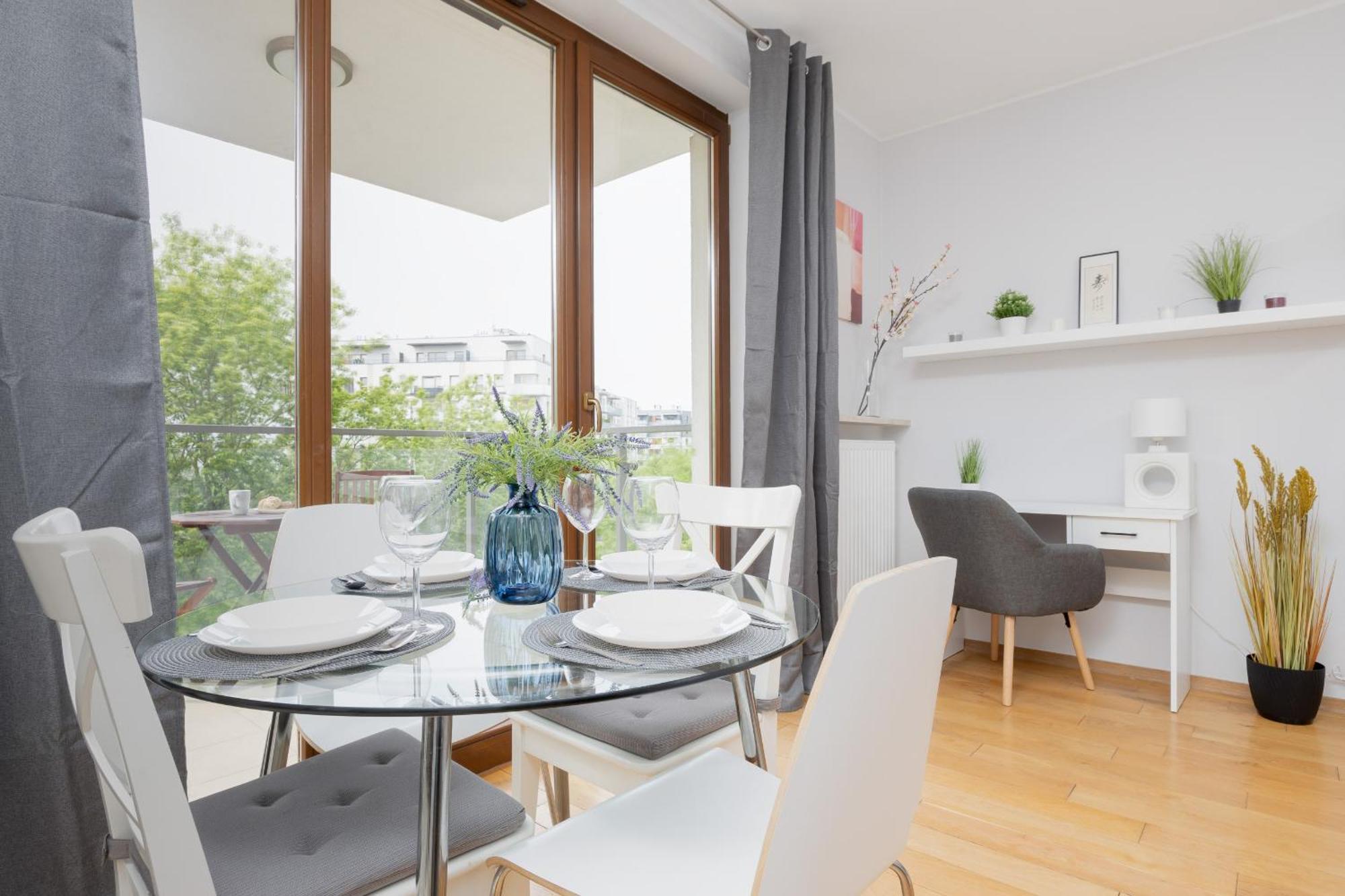 With Parking Near Metro Mlociny By Renters * Warszawa